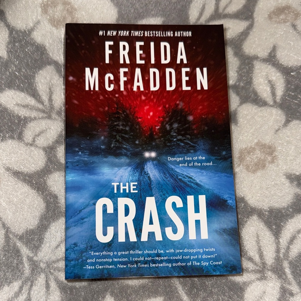 Freida McFadden "The Crash" Paperback Thriller - Red & Blue Cover